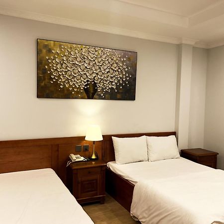 Ven Ho Hotel Hanoi Esterno foto