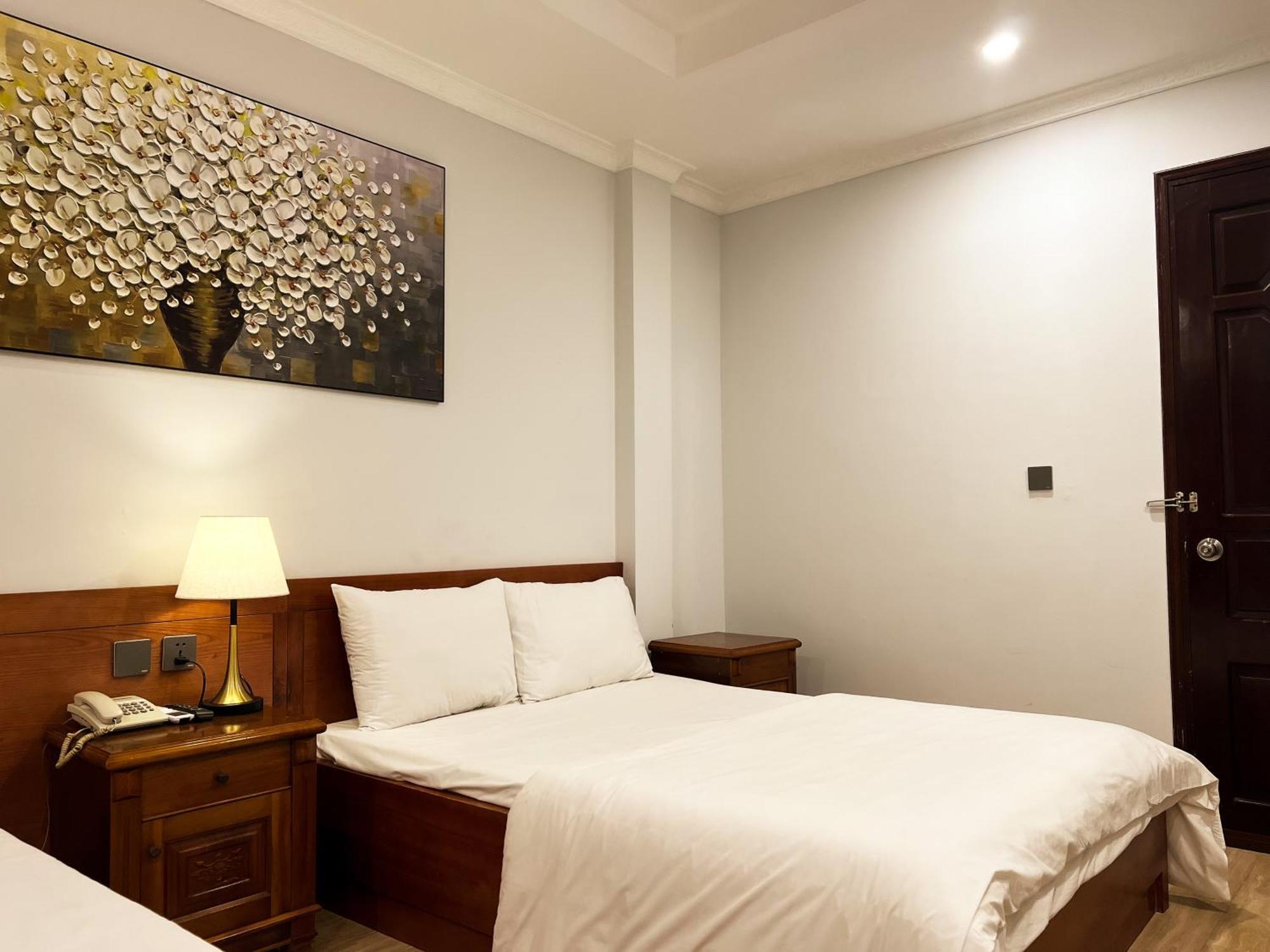 Ven Ho Hotel Hanoi Esterno foto